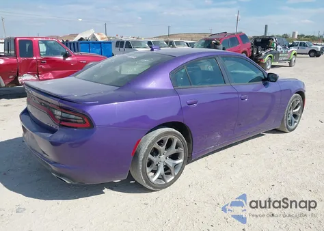 2016 Dodge Charger Sxt z USA, uszkodzony, nr VIN 2C3CDXHG7GH166859